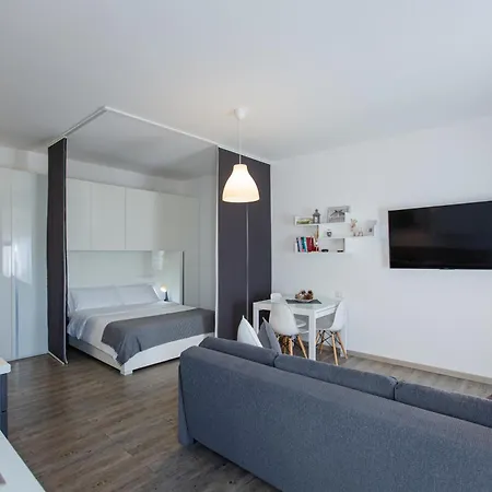 San Siro's Lights Apartment Milan